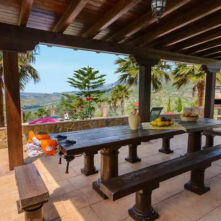 Villa Casa Lomas De San Rafael By Ruralidays